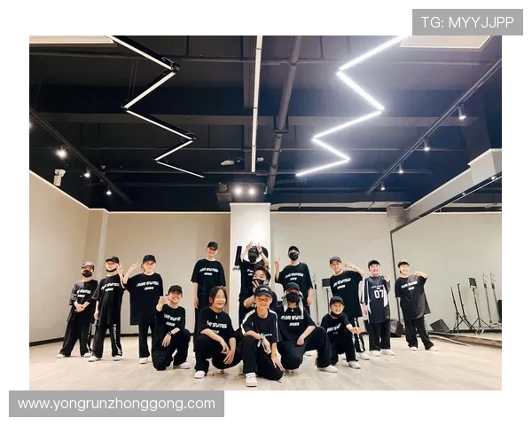 街舞热潮：深入分析北京街舞队员的心理素质与团队协作能力