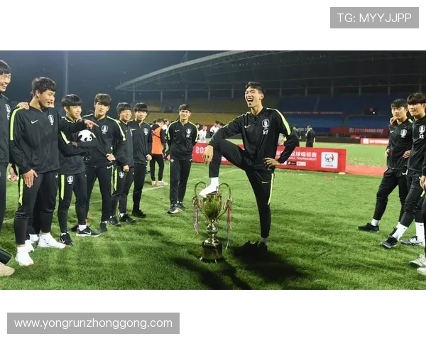 中国足球对阵韩国精彩视频全记录与赛后分析分享