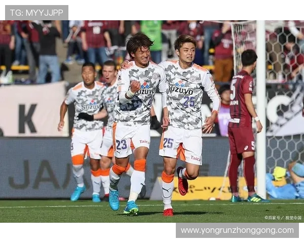 清水鼓动与水户蜀葵的精彩对决展现足球魅力与团队精神 清水鼓动与水户蜀葵的精彩对决展现足球魅力与团队精神