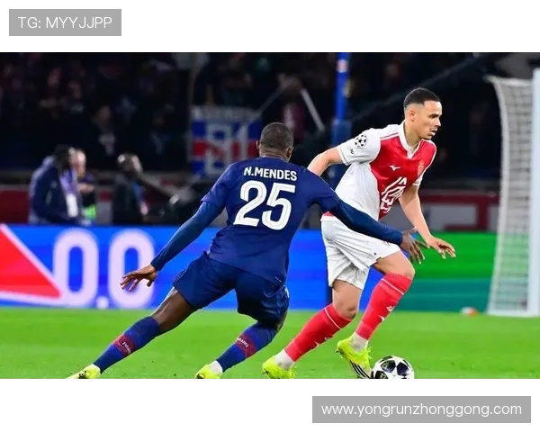 马尔基尼奥斯：从年轻天才到世界顶级后卫的蜕变之路